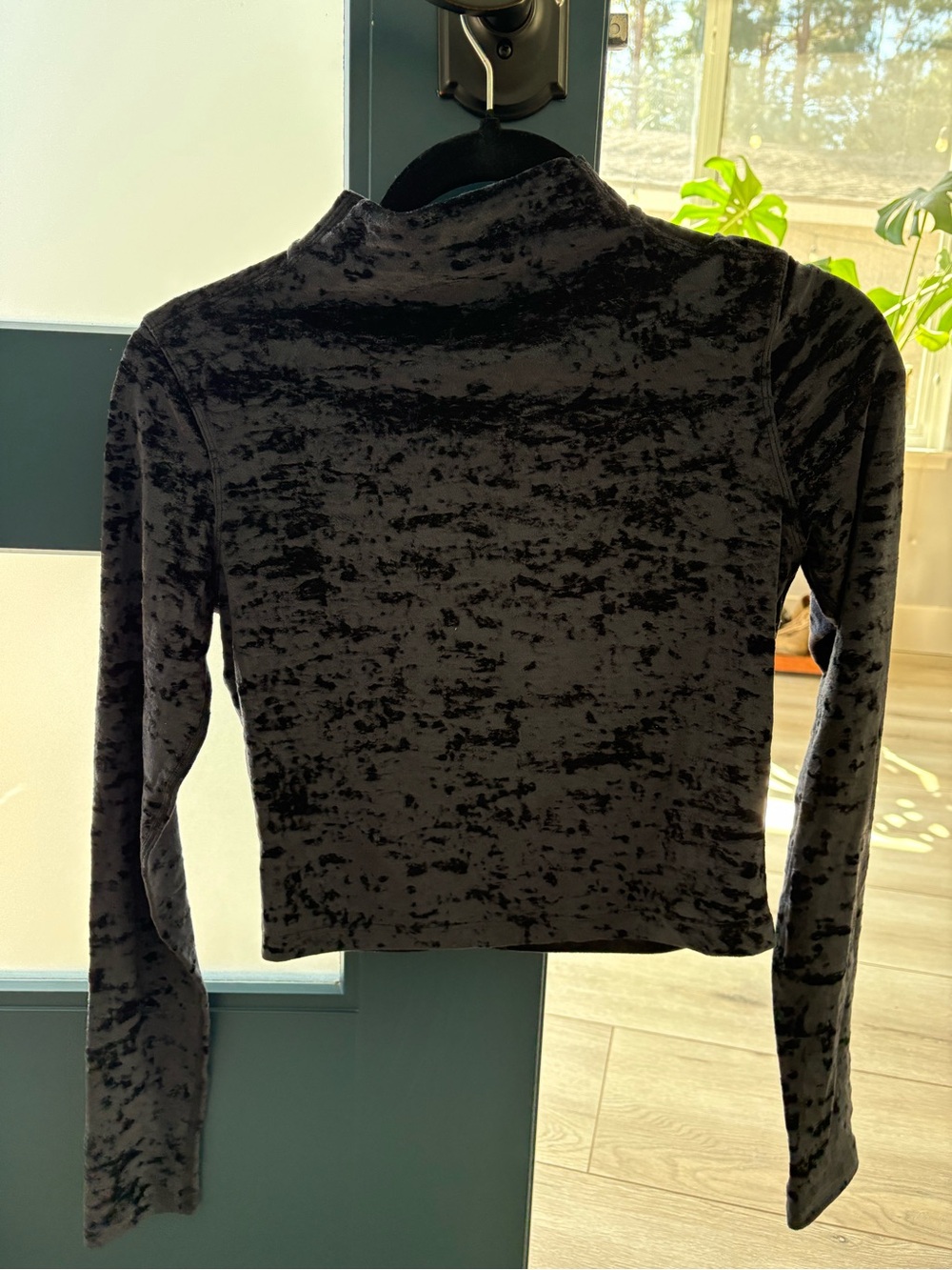 lululemon All Aligned Mock Neck Long Sleeve velvet - size 6